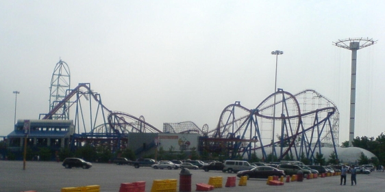 Six Flags